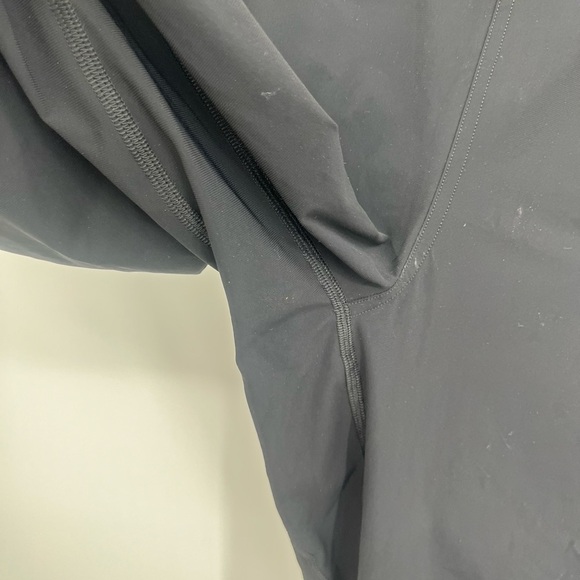 Lululemon 6 Align Black High Rise Jogger - Picture 6 of 12